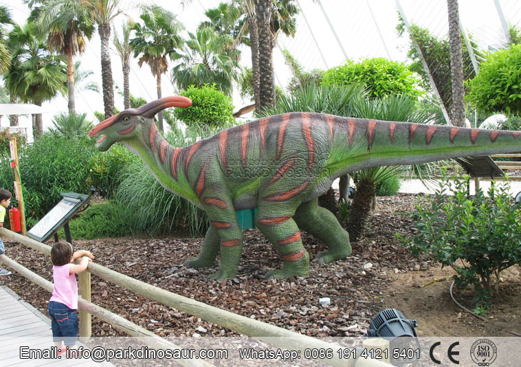 /Estatua del parque esculturas dinosaurios Parasaurolophus